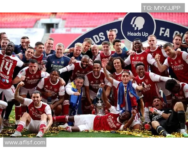 世界杯激战阿森纳逆转那不勒斯红牌争议引发全场热议分析