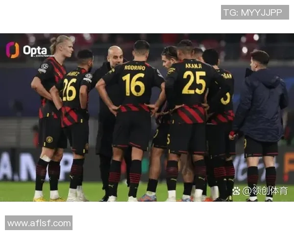 足总杯激战莱比锡与曼联战成平局赛场瞬间引发热烈反响 足总杯激战莱比锡与曼联战成平局赛场瞬间引发热烈反响