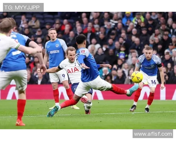 德甲激战AC米兰逆转热刺全场沸腾转会传闻再起波澜 德甲激战AC米兰逆转热刺全场沸腾转会传闻再起波澜