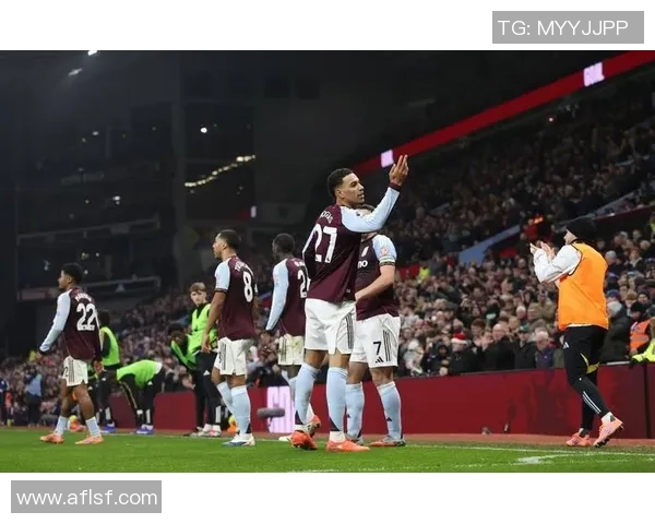 欧联杯惊心动魄之战里昂逆转AC米兰红牌事件引发全场热议 欧联杯惊心动魄之战里昂逆转AC米兰红牌事件引发全场热议