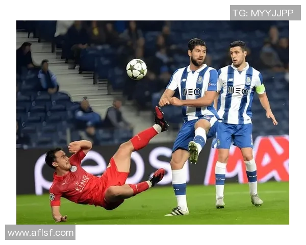 波尔图大胜切尔西5-1战术解析与绝杀瞬间回顾