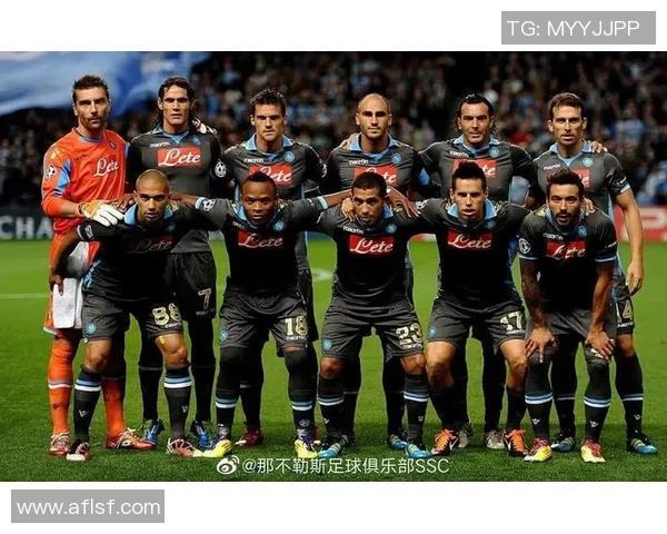 欧冠激战：那不勒斯与国米战成平局绝杀瞬间点燃全场热情