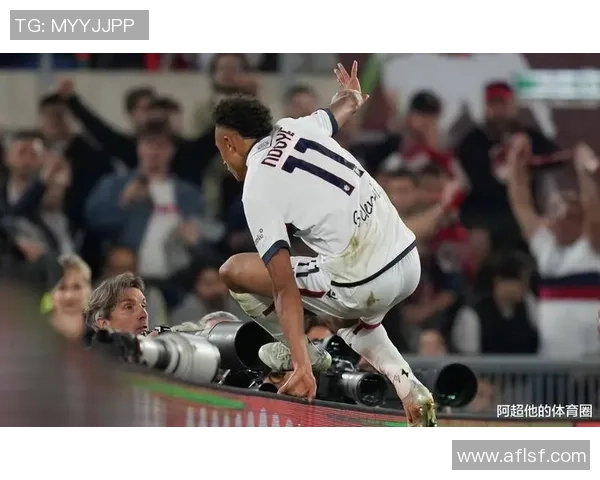 西甲经典对决皇马惊险逆转AC米兰全场沸腾战术解析