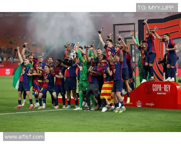 国王杯惊现冷门巴萨与波尔图战成平局引发全场震惊