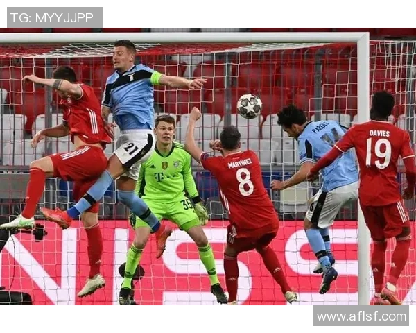 意甲激战：拜仁与里昂战成平局全场沸腾瞬间引发热议