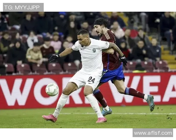 意甲激战AC米兰大胜本菲卡四球狂潮点燃全场激情瞬间回顾